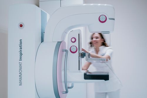 Kako radiologija redefinira detekciju i borbu protiv raka dojke